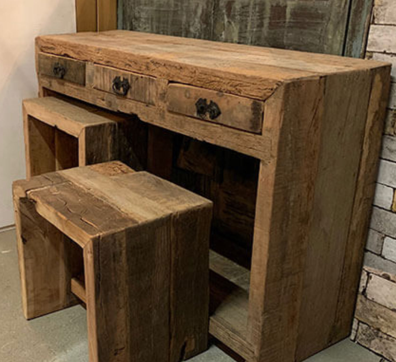 Sidetable